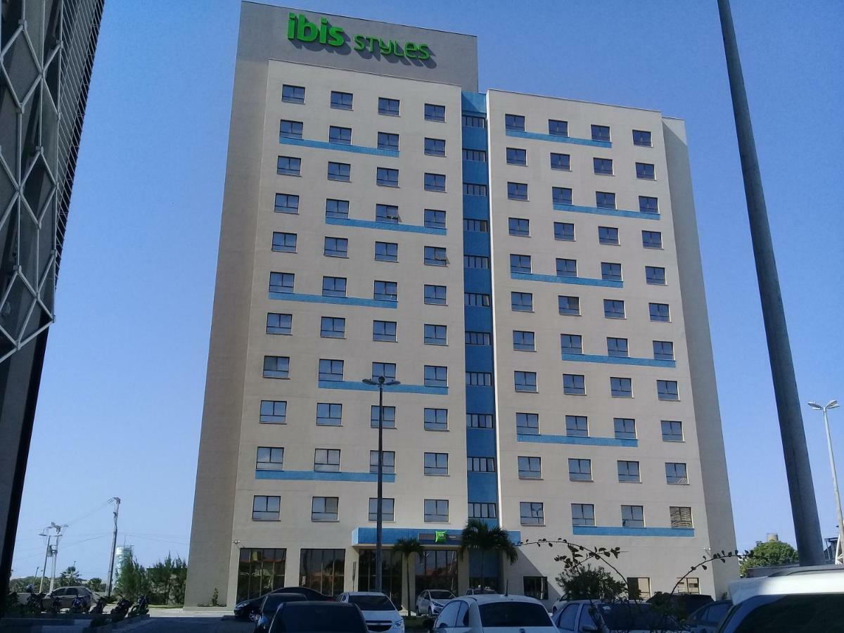 Ibis Styles Maracanaú Exterior foto